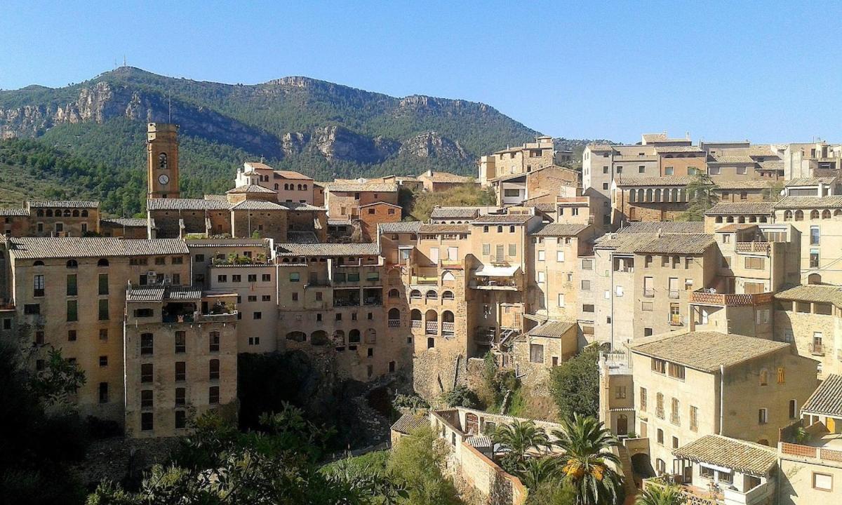 L'Academia De La Vilella Baixa Luaran gambar