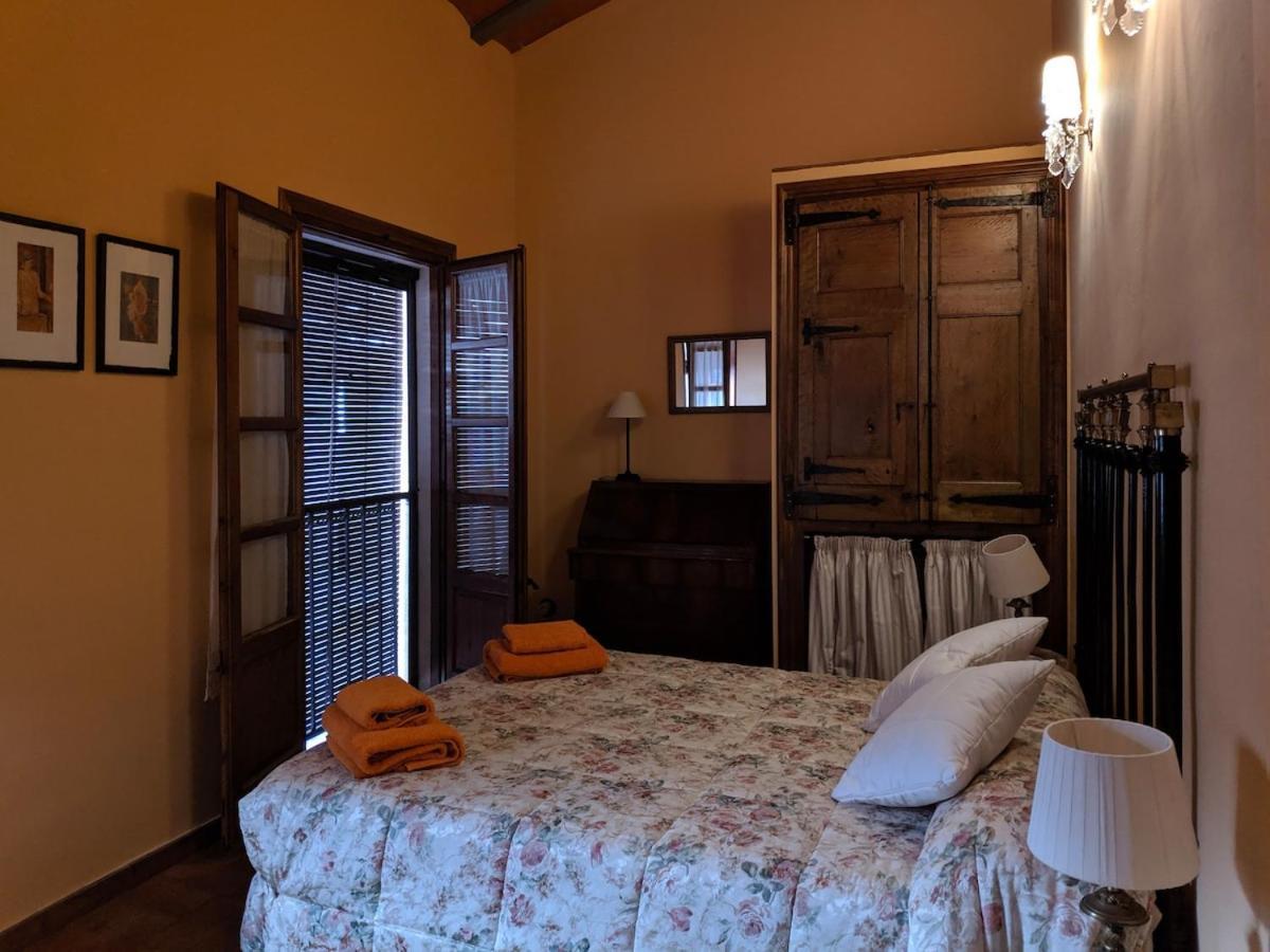 L'Academia De La Vilella Baixa Luaran gambar